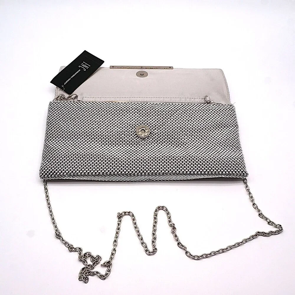 INC International Concepts HETHER‎ Silver Shiny Mesh Clutch NEW